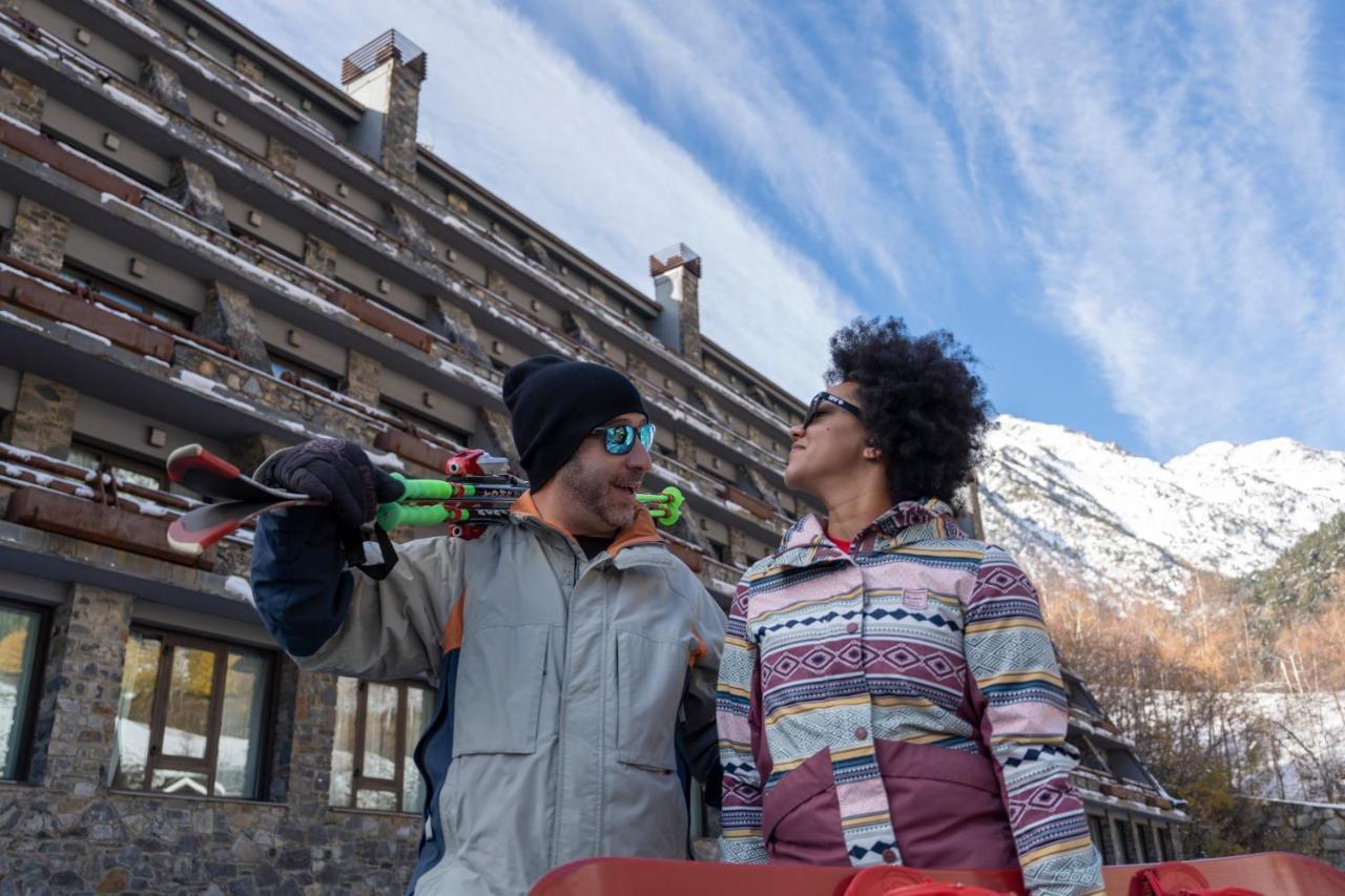 Hotel Yomo Patagonia Arinsal Zewnętrze zdjęcie