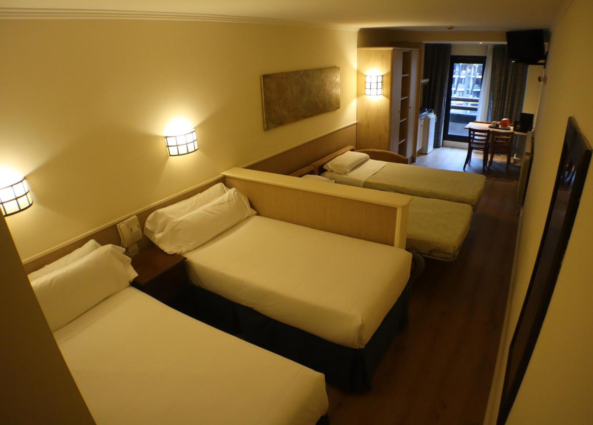 Hotel Yomo Patagonia Arinsal Zewnętrze zdjęcie