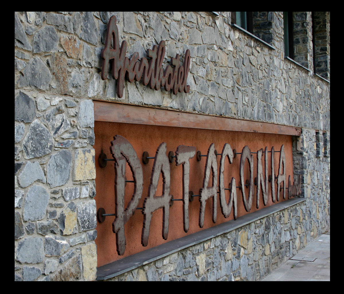 Hotel Yomo Patagonia Arinsal Zewnętrze zdjęcie